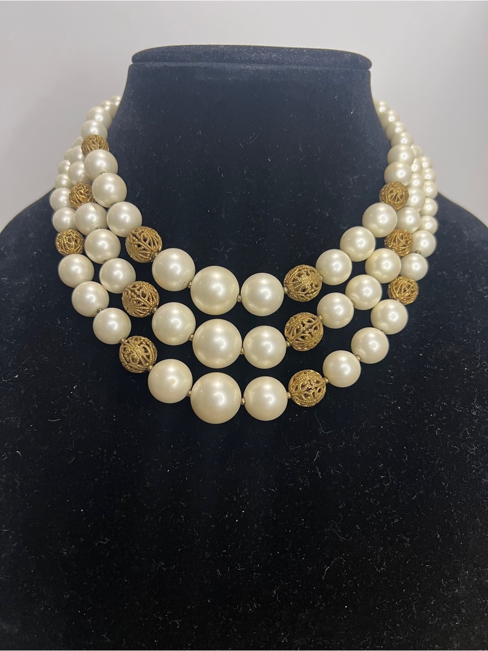 JAPAN Triple-Strand Cream Pearl Necklace with Gold Filigree Beads